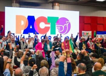 Petro y su coalición Pacto Histórico suspenden consulta para definir candidato presidencial de 2026