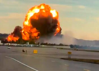 Al menos tres muertos y 11 heridos dejó el grave accidente de un avión de UPS en Kentucky