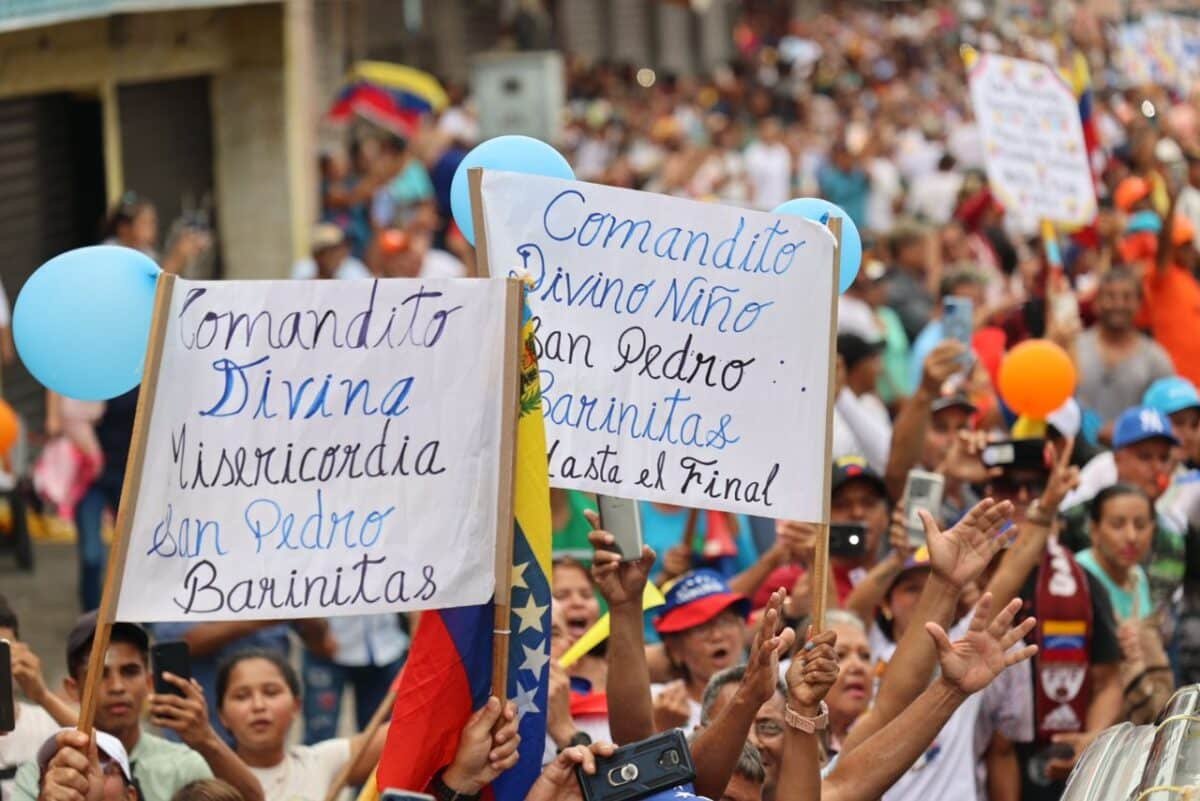 Denunciaron la publicación de anuncios falsos en páginas web con la imagen de los Comanditos de la oposición 