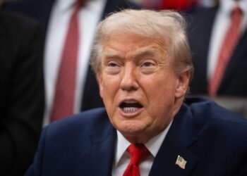 Trump dijo que mantendrá en secreto sus próximas acciones sobre el petróleo venezolano