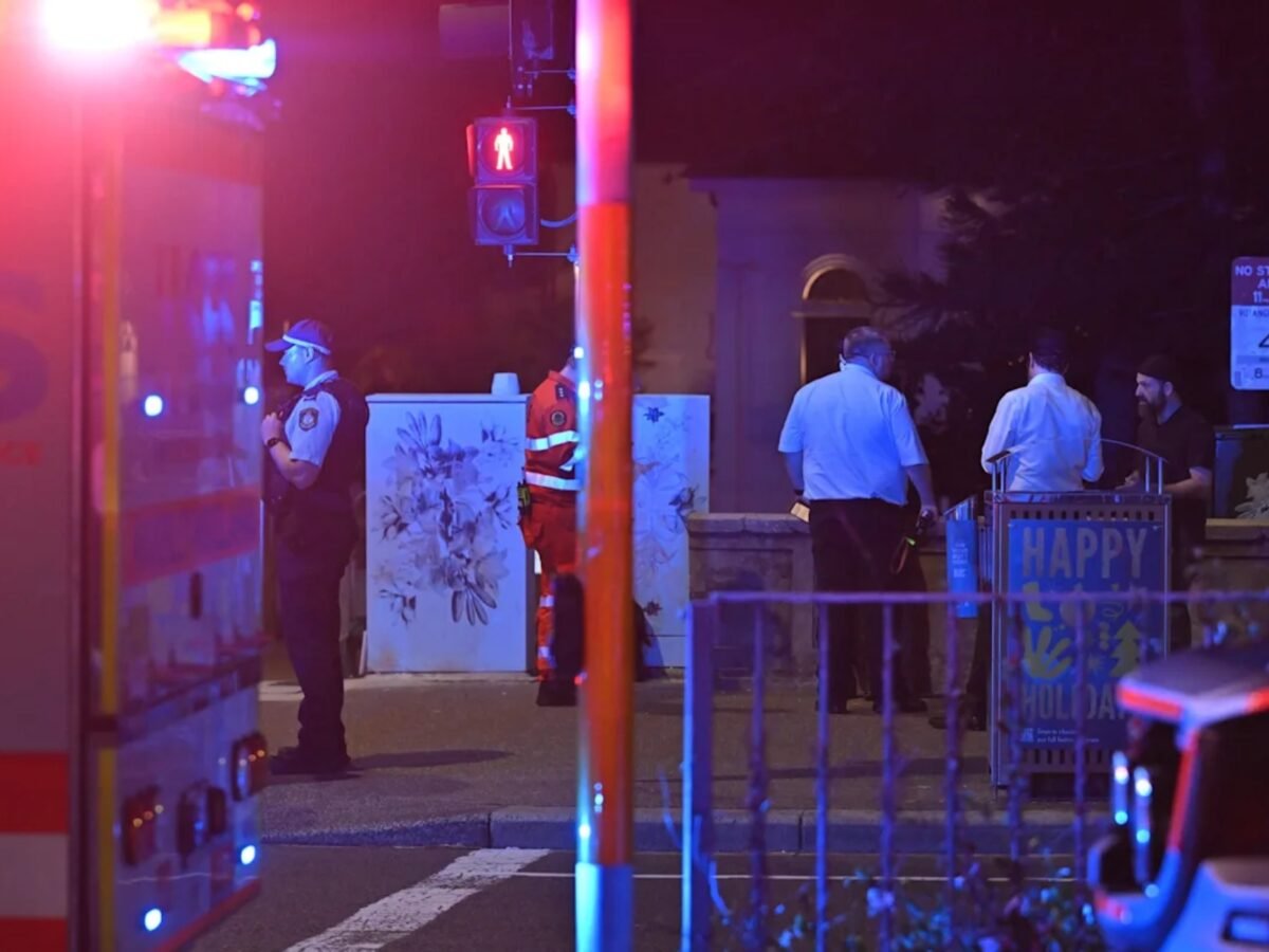 #TeExplicamosElDía | Miércoles 17 de diciembre ¿Quién es Ahmed al Ahmed, considerado el héroe en el tiroteo en Australia?