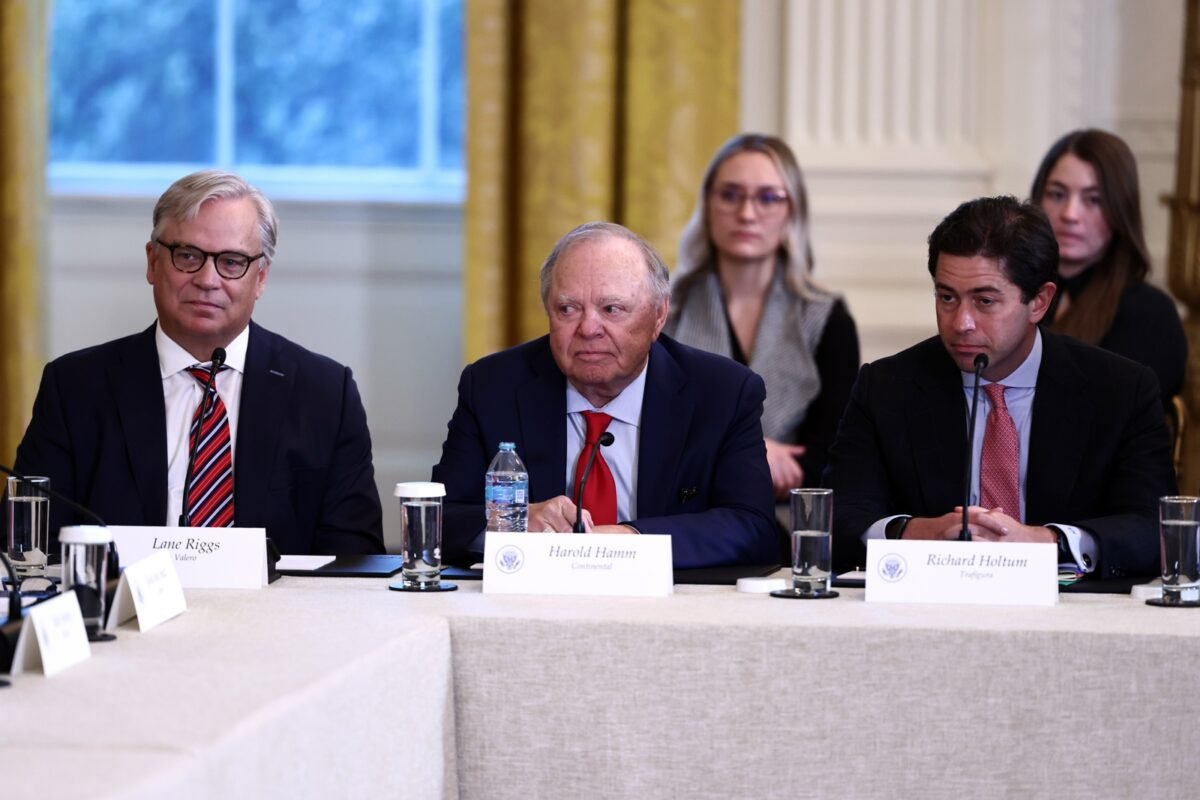 #TeExplicamos | Los puntos más destacados de la reunión de Trump con empresas petroleras sobre Venezuela