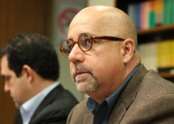 Gonzalo Himiob exigió que las excarcelaciones de presos políticos se conviertan en libertad plena