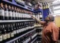 Regulan expendio de bebidas alcohólicas en Caracas: estos son los horarios y las multas