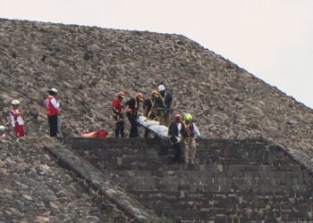 Un hombre mata a una turista canadiense y deja 13 heridos tras un tiroteo en las pirámides de Teotihuacán en México