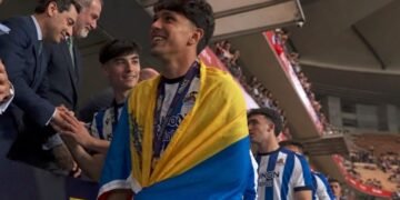 Juan Pablo Guanipa felicitó a Jon Aramburu y Yangel Herrera por ganar Copa del Rey con Real Sociedad