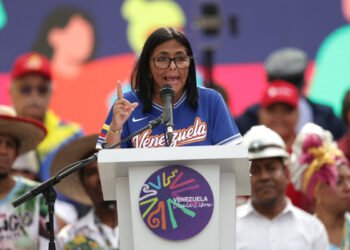 Gobierno anunció el pago del “Bono de Responsabilidad Profesional”: ¿quiénes lo reciben y a cuánto equivale?
