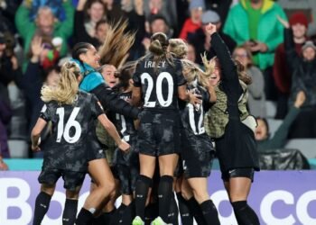 Irán empató a Nueva Zelanda en el debut mundialista signado por la tensión