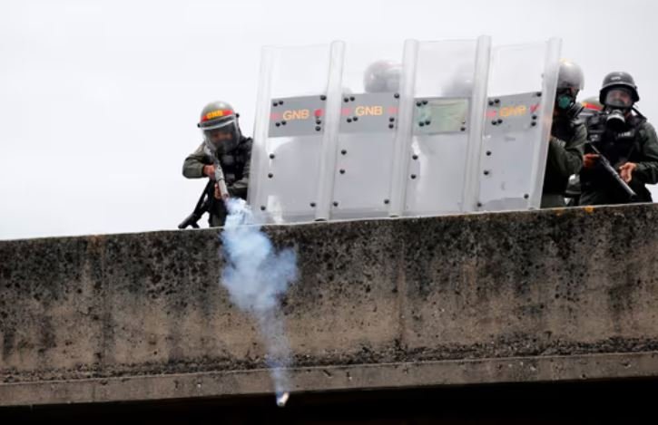 Piden acelerar la extradición de exjefe militar solicitado en Argentina por represión en Venezuela