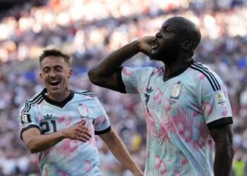 Bélgica despachó a EEUU, la última selección anfitriona que quedaba con vida en el Mundial
