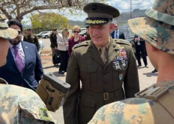 El jefe del Comando Sur de EE UU visita Venezuela para coordinar la reconstrucción